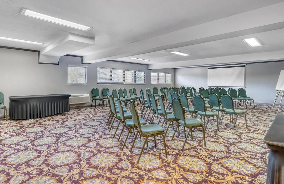 Surestay Plus Hotel By Best Western Reno Airport-1